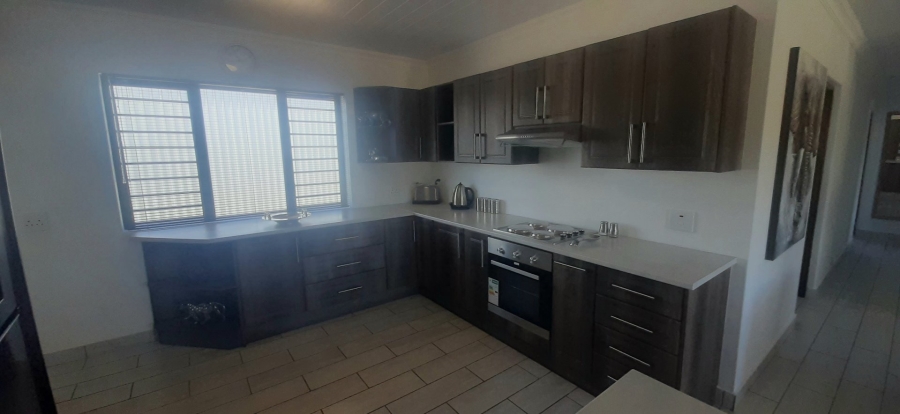 To Let 3 Bedroom Property for Rent in Albertinia Western Cape